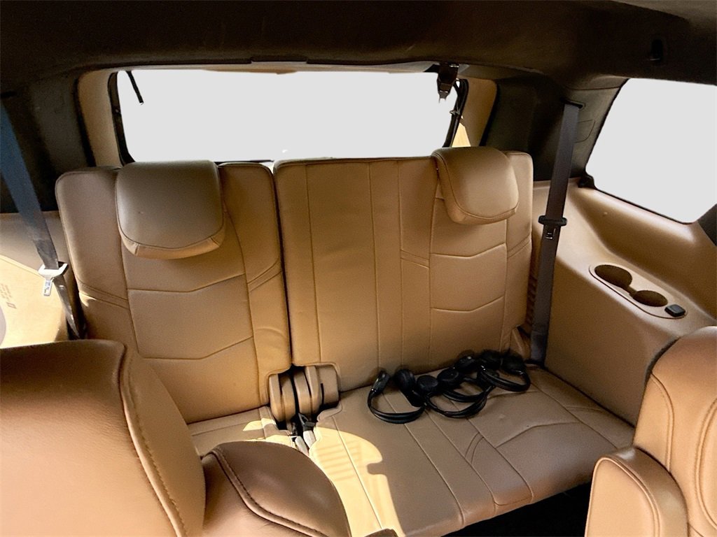 Used 2019 Cadillac Escalade Platinum image 30