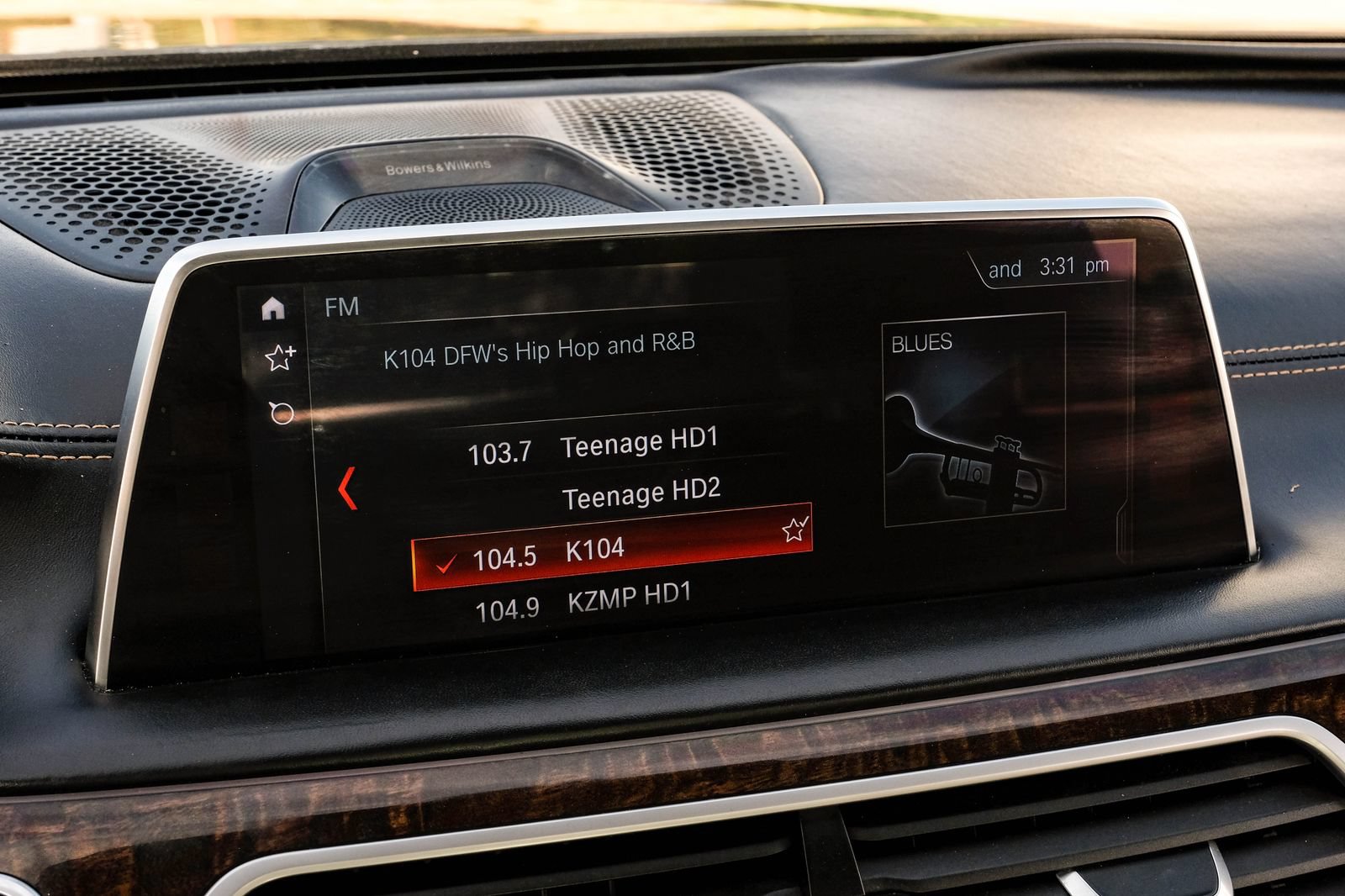 Used 2018 BMW M760i xDrive AWD/4WD image 28