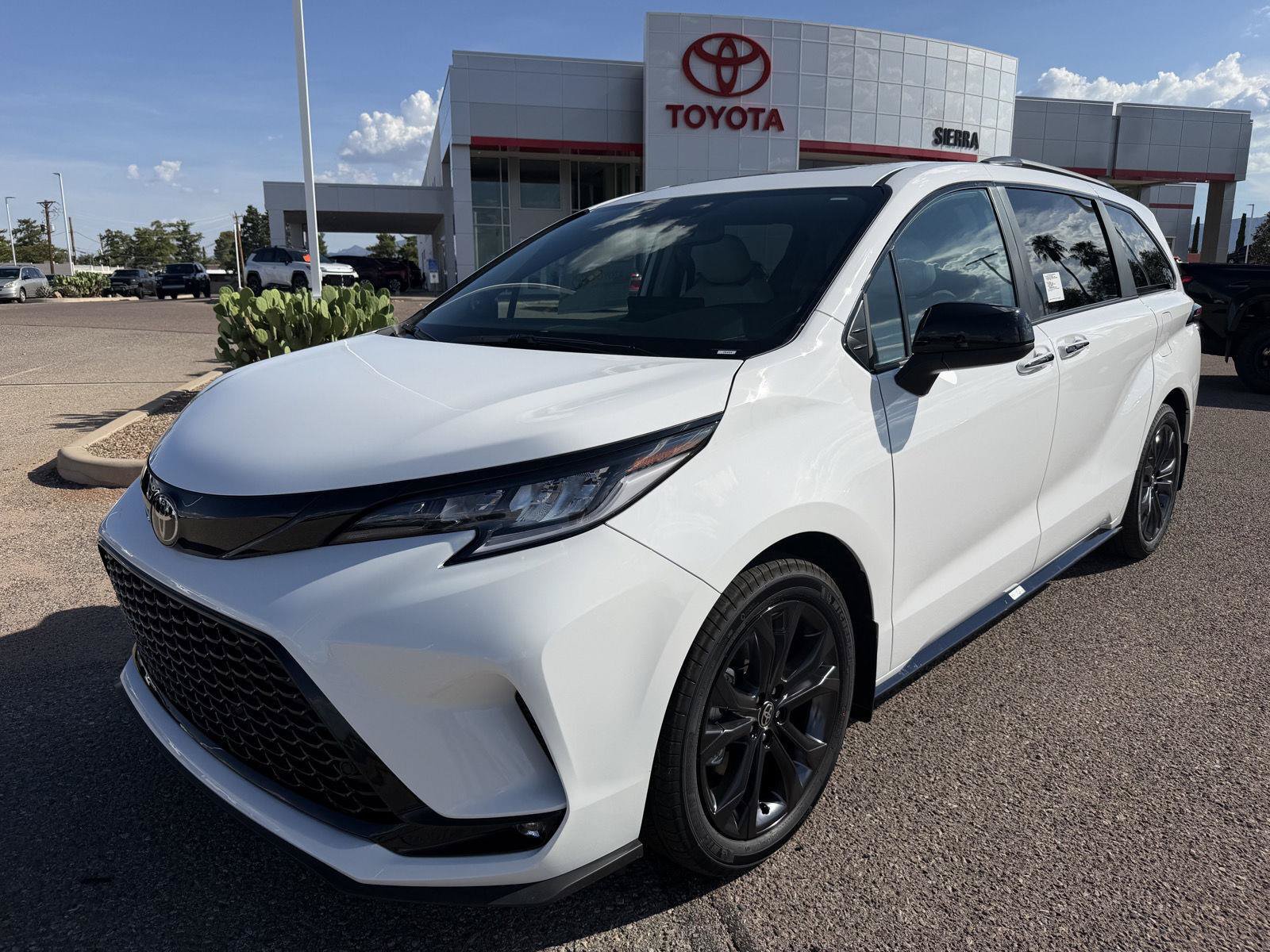 New 2026 Toyota Sienna XSE FWD image 1