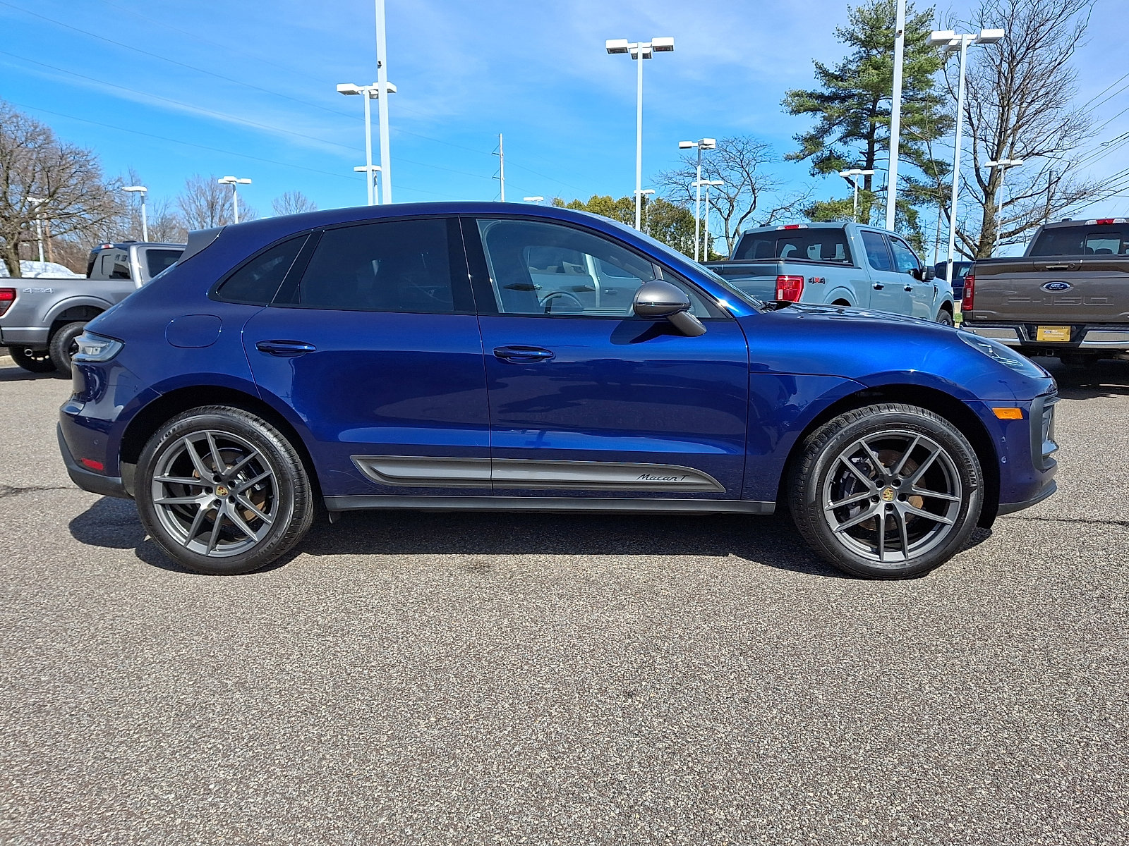 Used 2024 Porsche Macan Turbo image 12