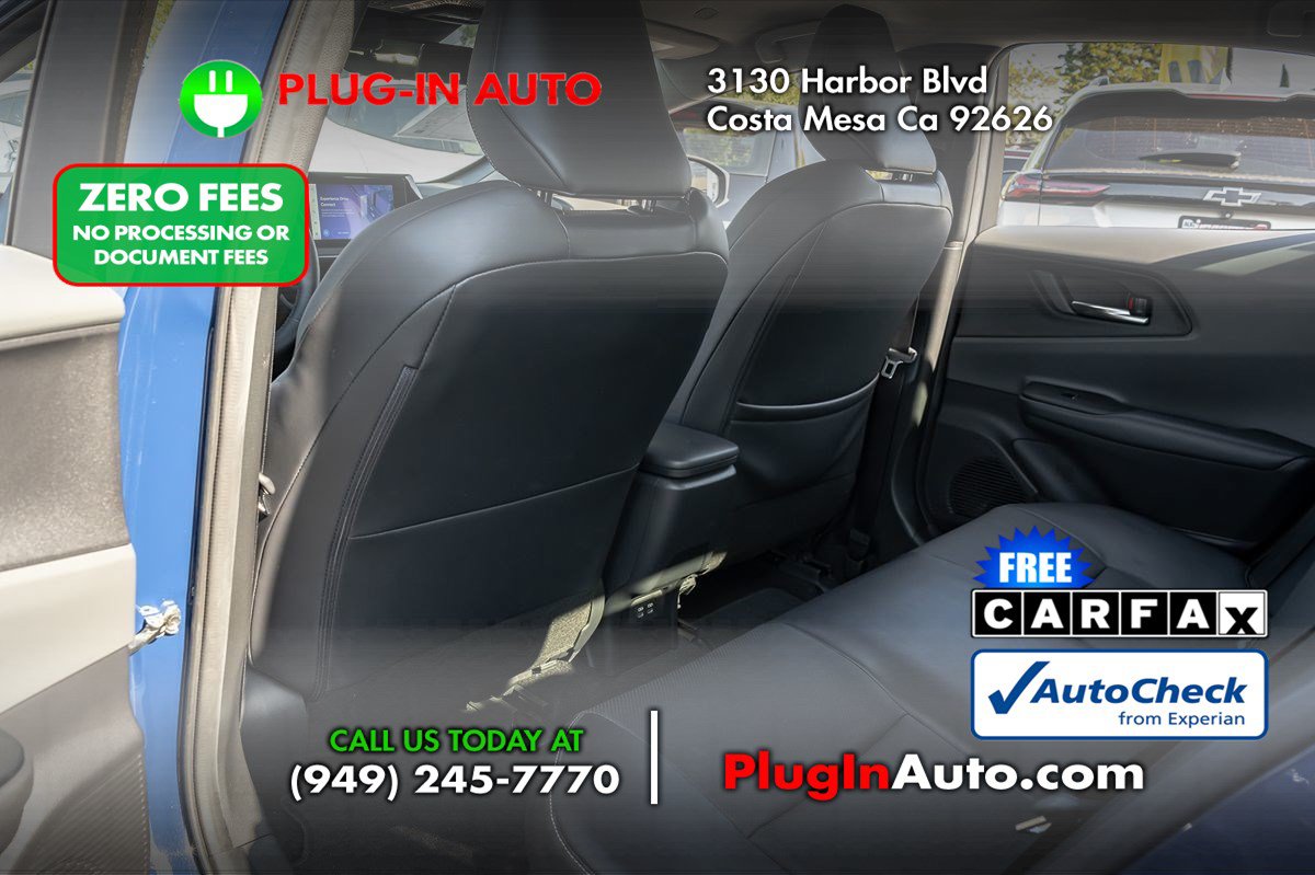 Used 2023 Toyota Prius XLE AWD/4WD image 7