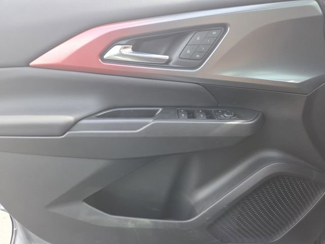 New 2025 Chevrolet Equinox EV RS w/ Convenience Package II FWD image 33