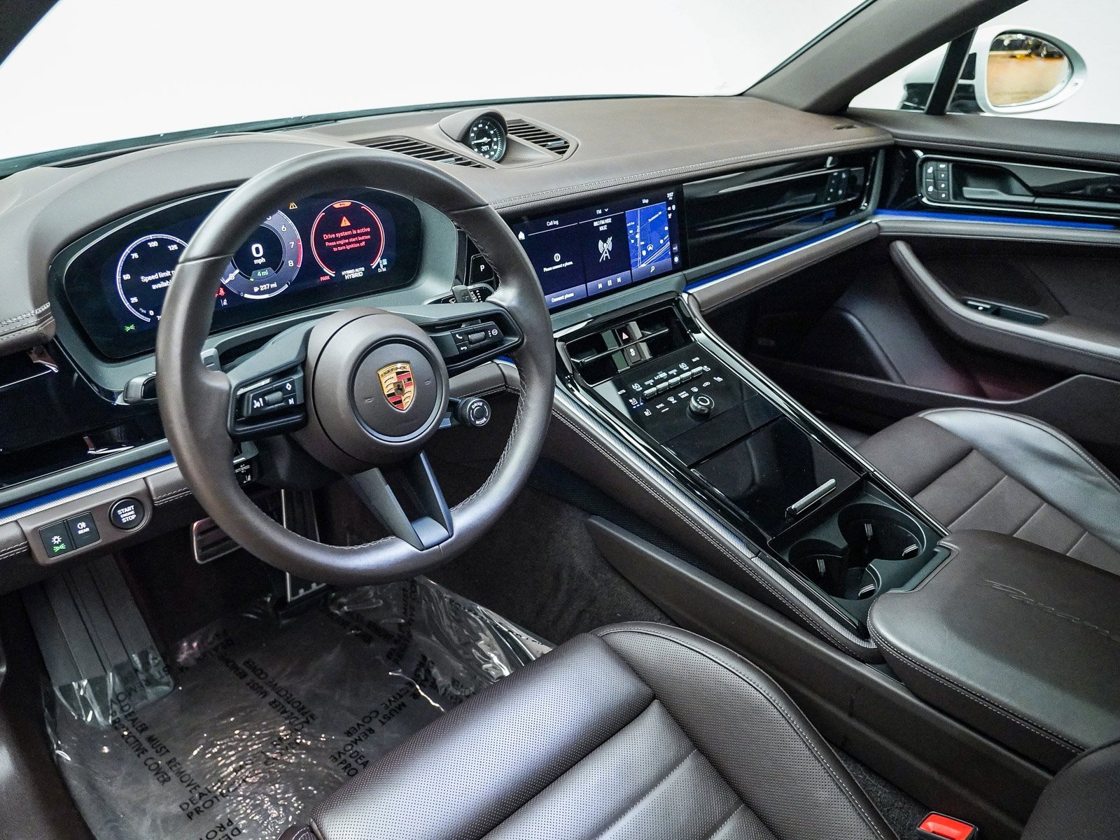 Used 2025 Porsche Panamera 4S image 4