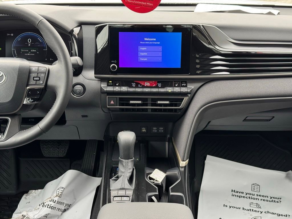 Used 2026 Toyota Camry LE w/ Convenience Package image 18