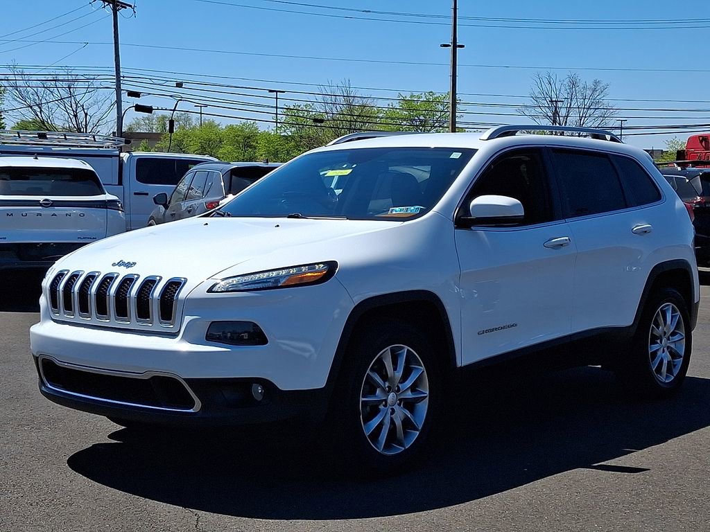 Used 2018 Jeep Cherokee Limited AWD/4WD image 3