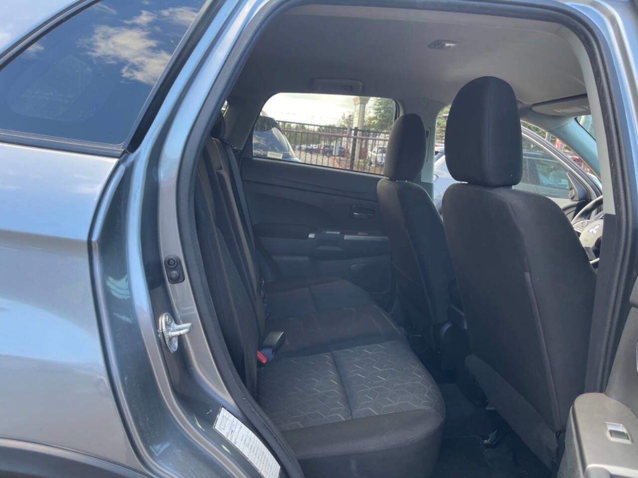 Used 2021 Mitsubishi Outlander Sport SE AWD/4WD image 19