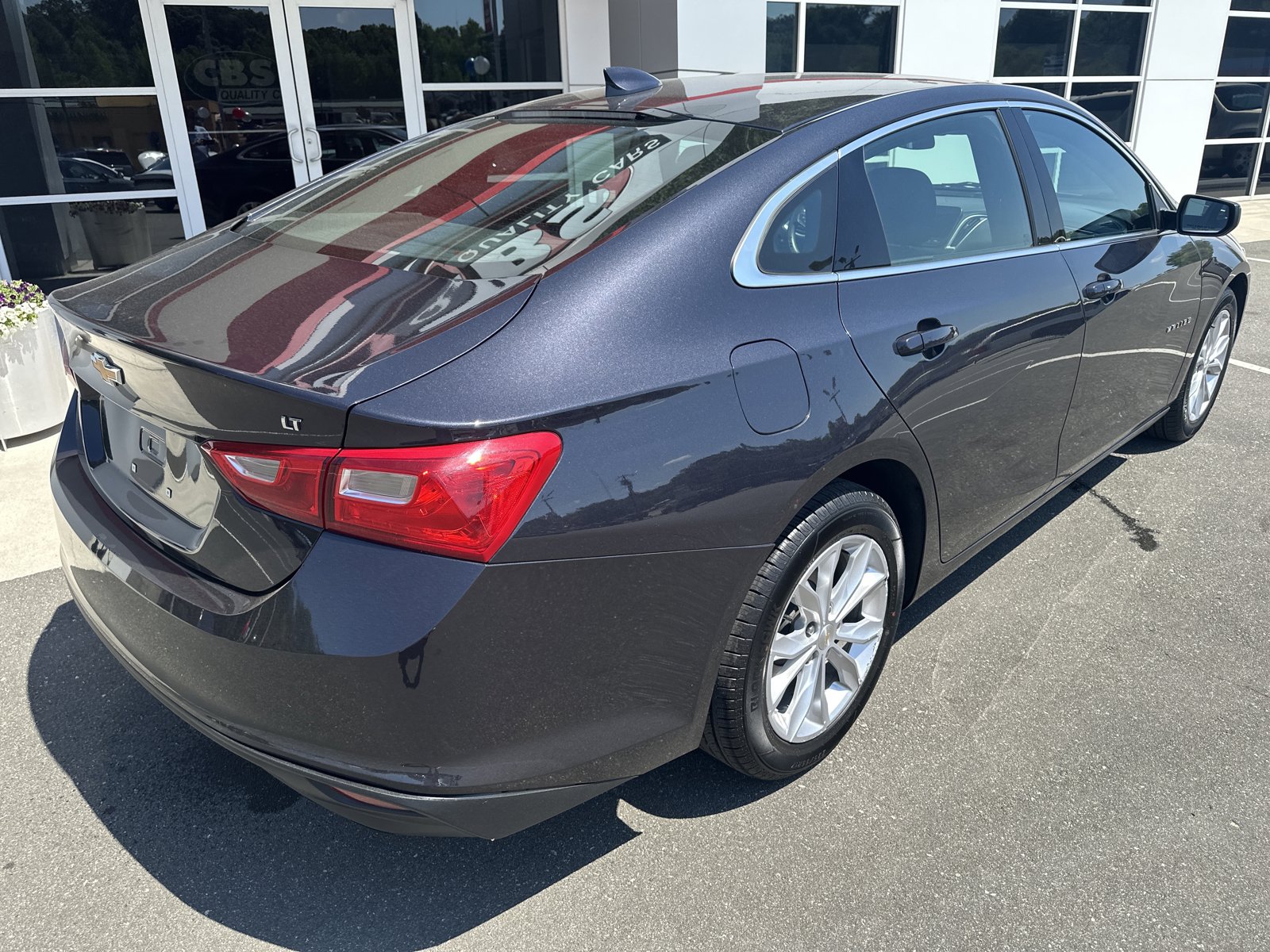 Used 2023 Chevrolet Malibu LT FWD image 8