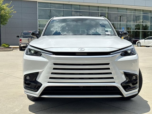 New 2026 Lexus TX 500h AWD image 11
