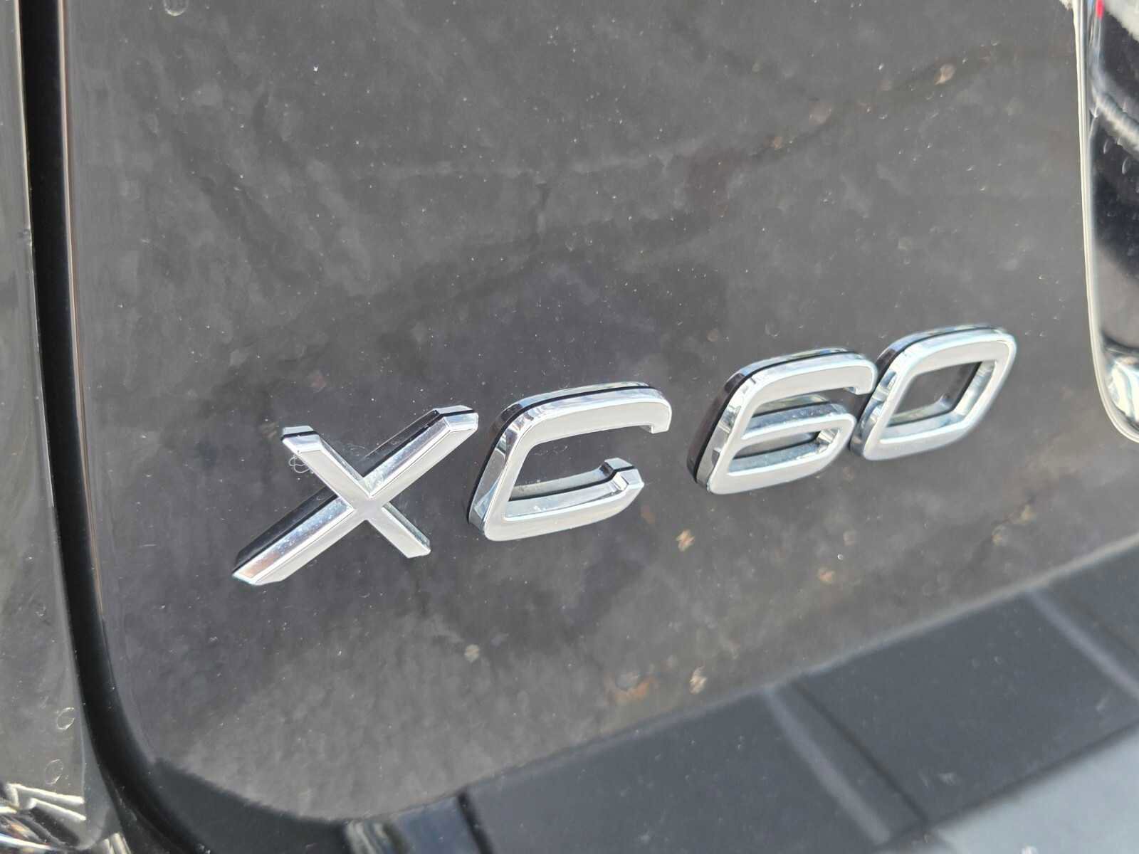 Used 2011 Volvo XC60 3.2 AWD/4WD image 12
