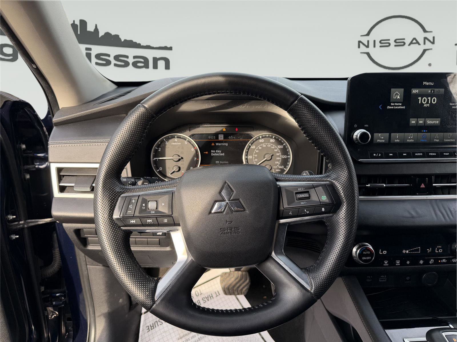 Used 2022 Mitsubishi Outlander SE image 14