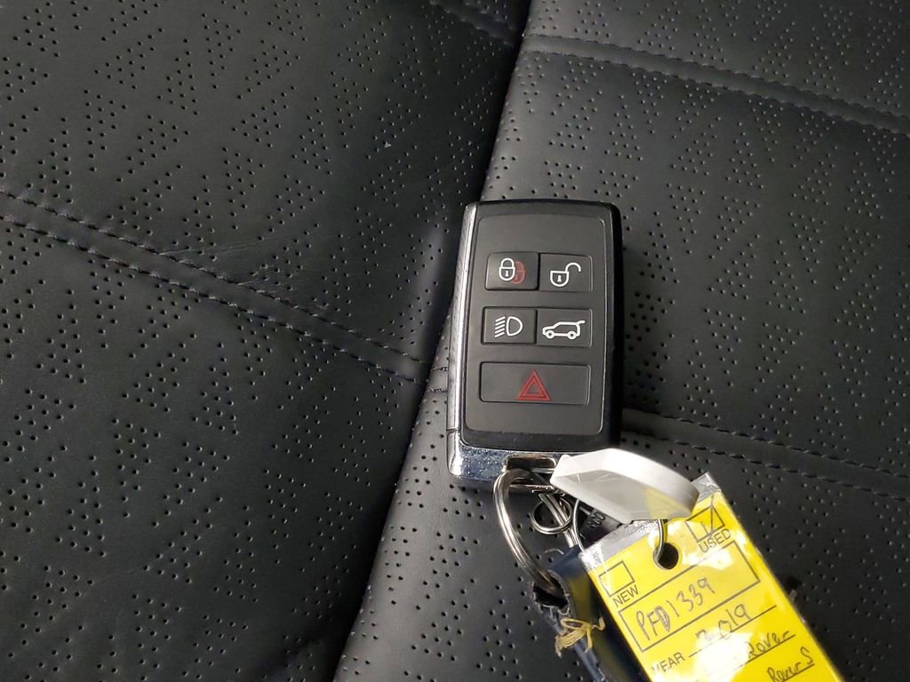 Used 2019 Land Rover Range Rover Sport HSE Dynamic image 28