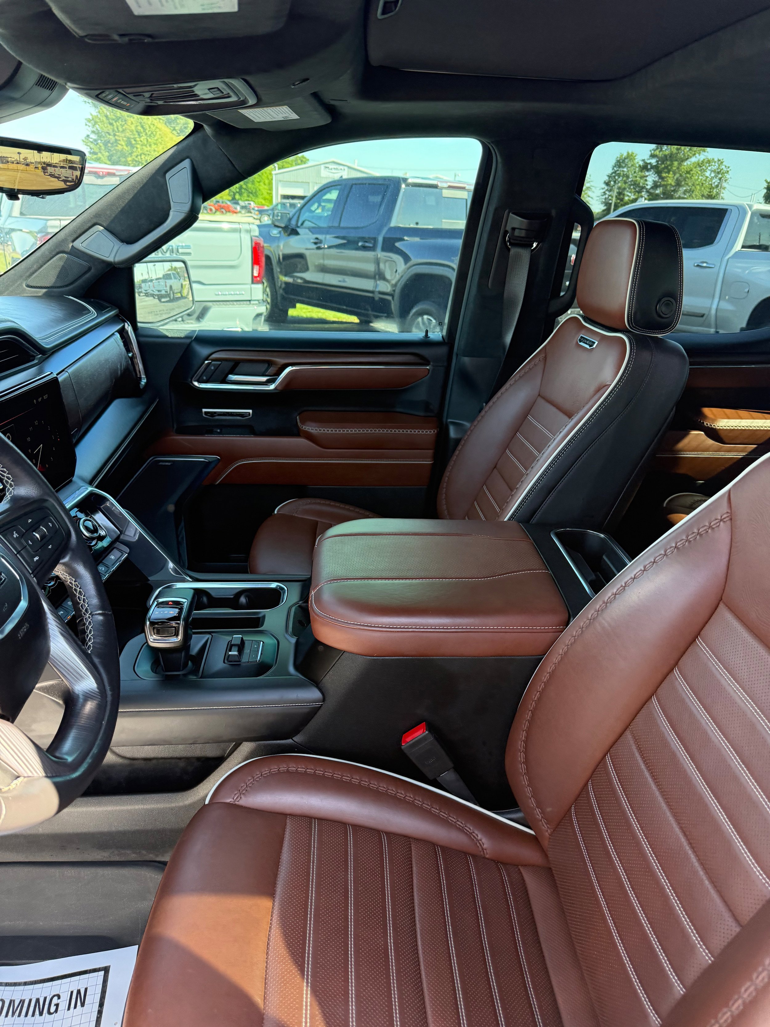 Used 2024 GMC Sierra 1500 Denali Ultimate AWD/4WD image 14