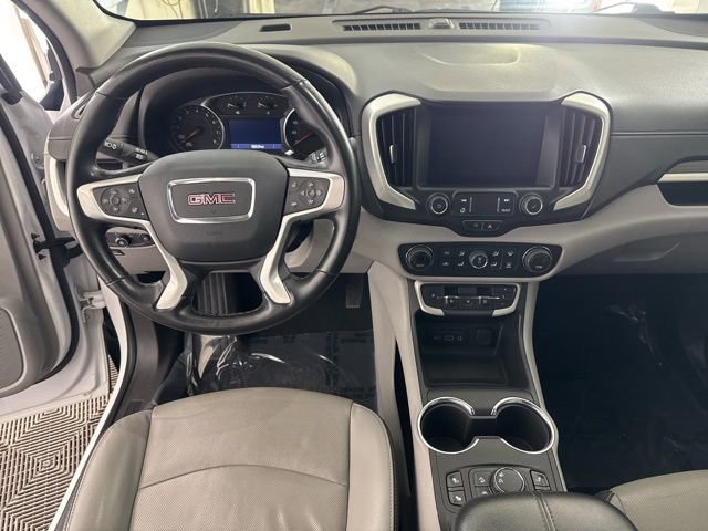 Used 2023 GMC Terrain SLT image 33