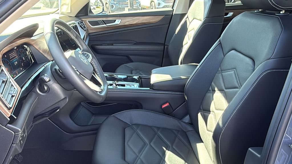 New 2026 Volkswagen Atlas SE FWD image 11