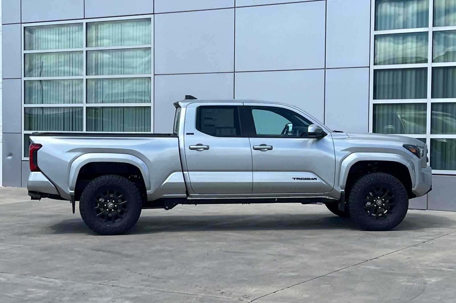 New 2026 Toyota Tacoma SR5 AWD/4WD image 3