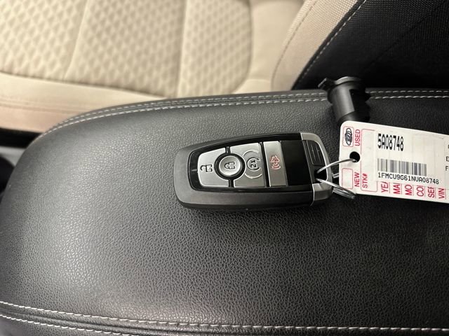 Used 2022 Ford Escape SE w/ Cold Weather Package image 14