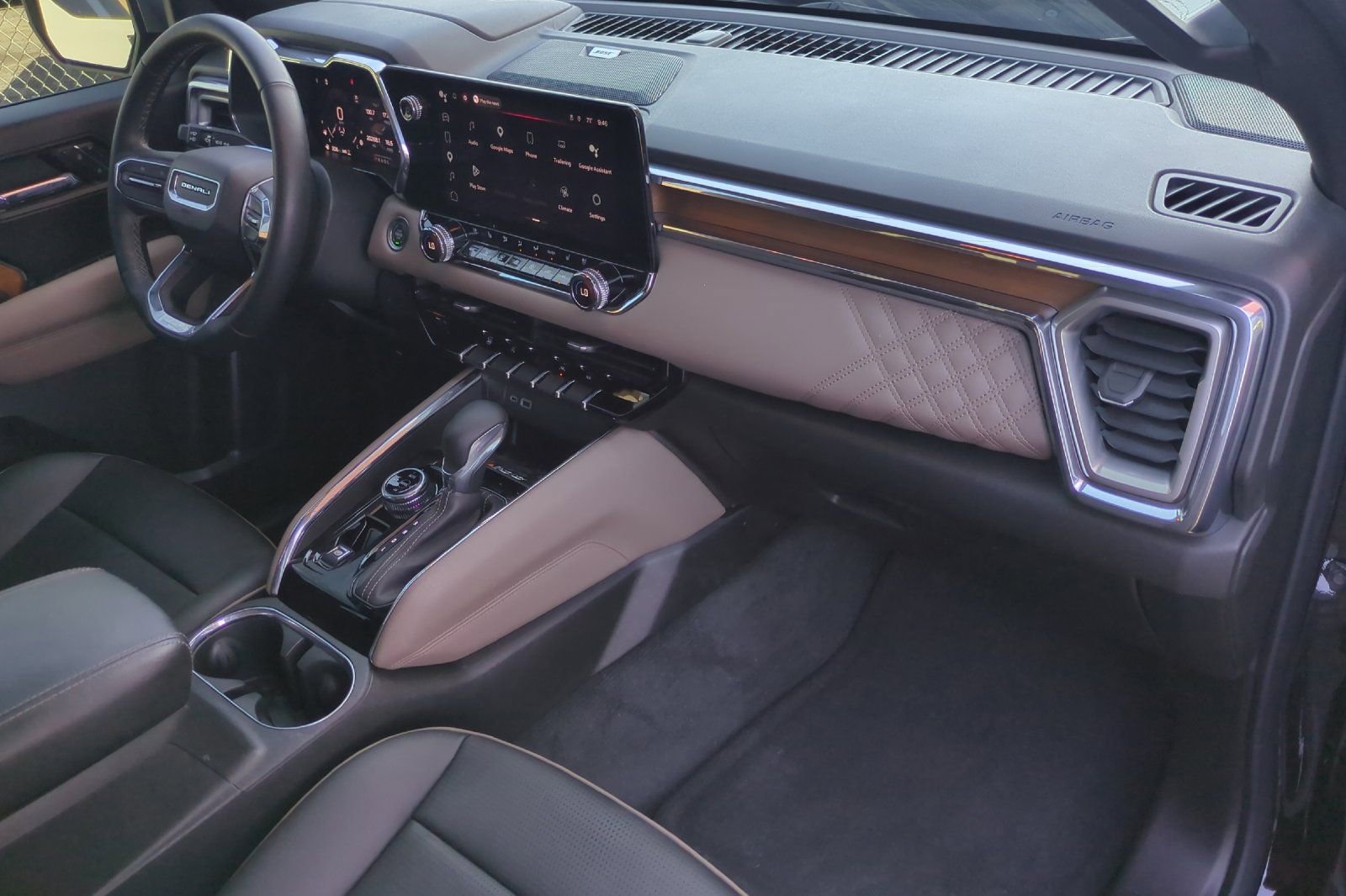 Used 2023 GMC Canyon Denali AWD/4WD image 18