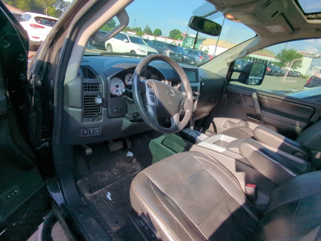 Used 2014 Nissan Titan PRO-4X w/ Pro-4x Luxury Package AWD/4WD image 8