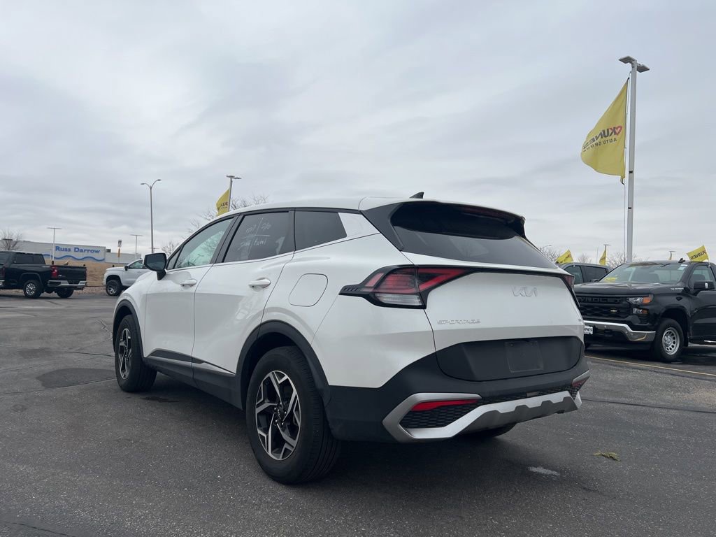 Used 2025 Kia Sportage LX image 6