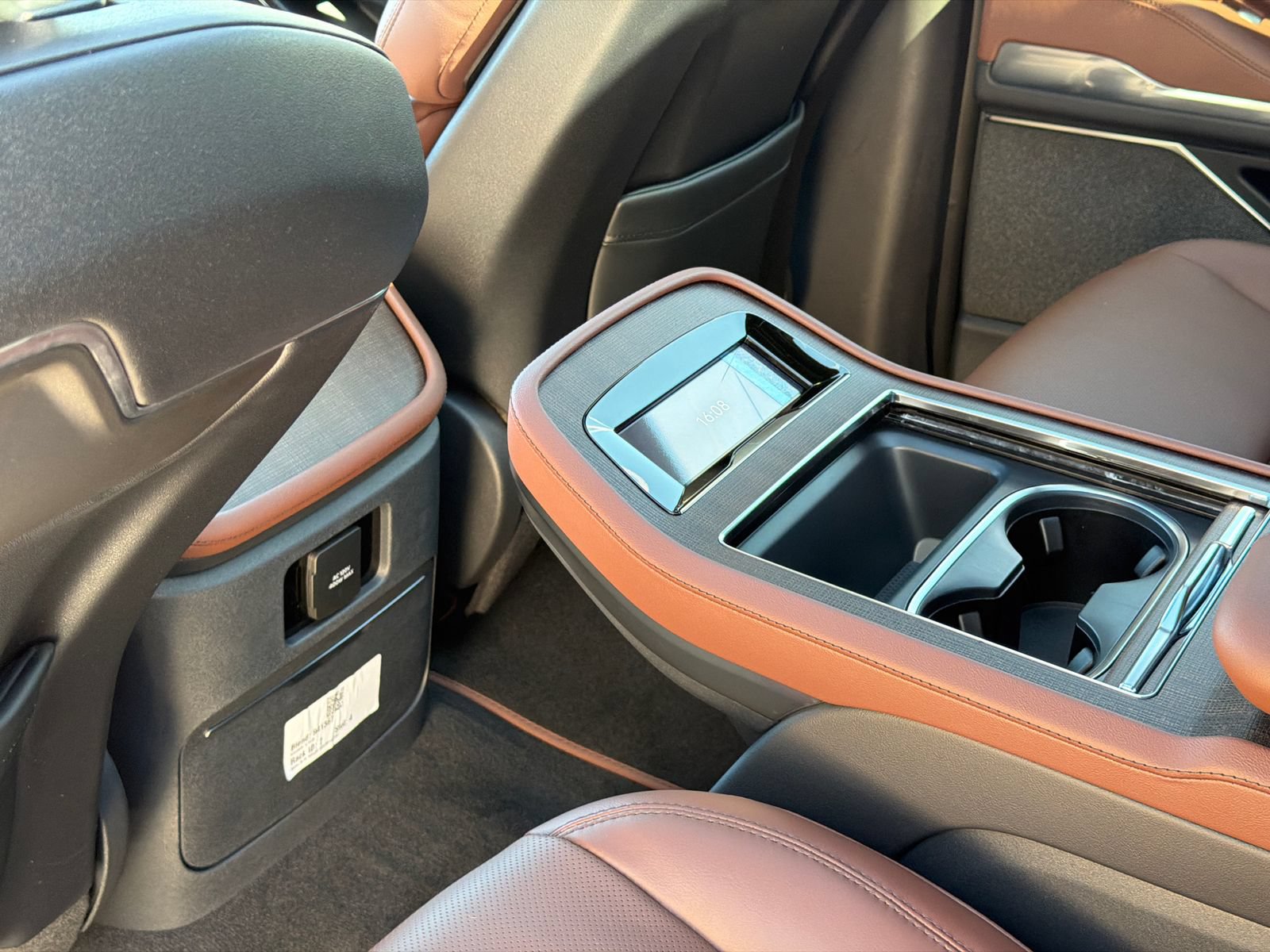 New 2026 Lincoln Navigator Reserve AWD/4WD image 21