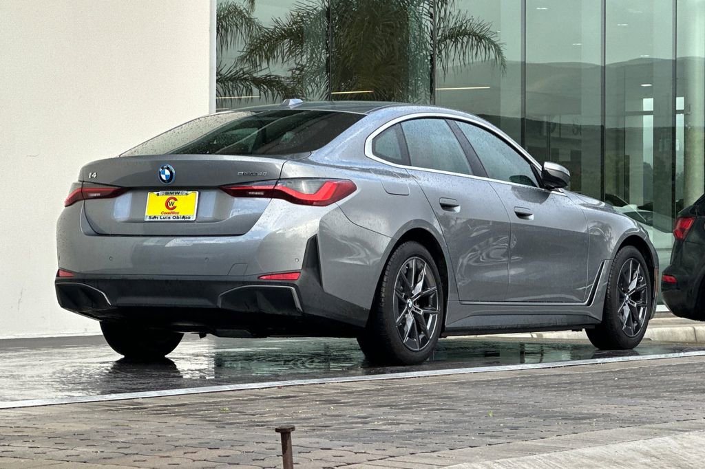 Used 2023 BMW i4 eDrive40 w/ Premium Package image 3