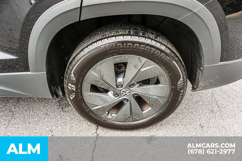 Used 2025 Volkswagen Taos S FWD image 16