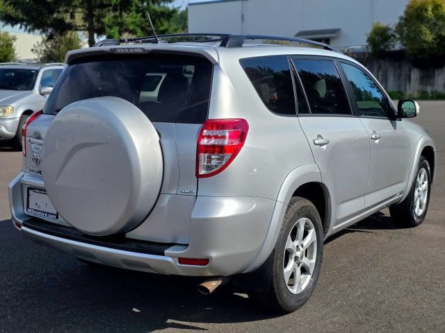 Used 2011 Toyota RAV4 Limited w/ Limited Extra Value Pkg AWD/4WD image 7