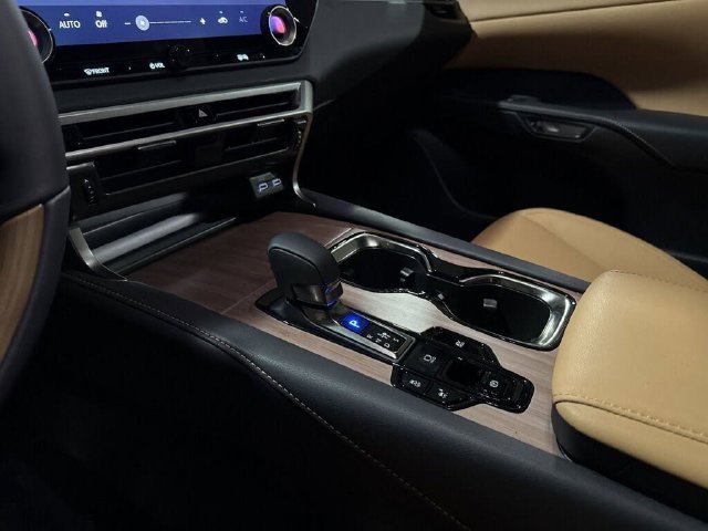 New 2026 Lexus RX 350h w/ Convenience Package AWD/4WD image 18