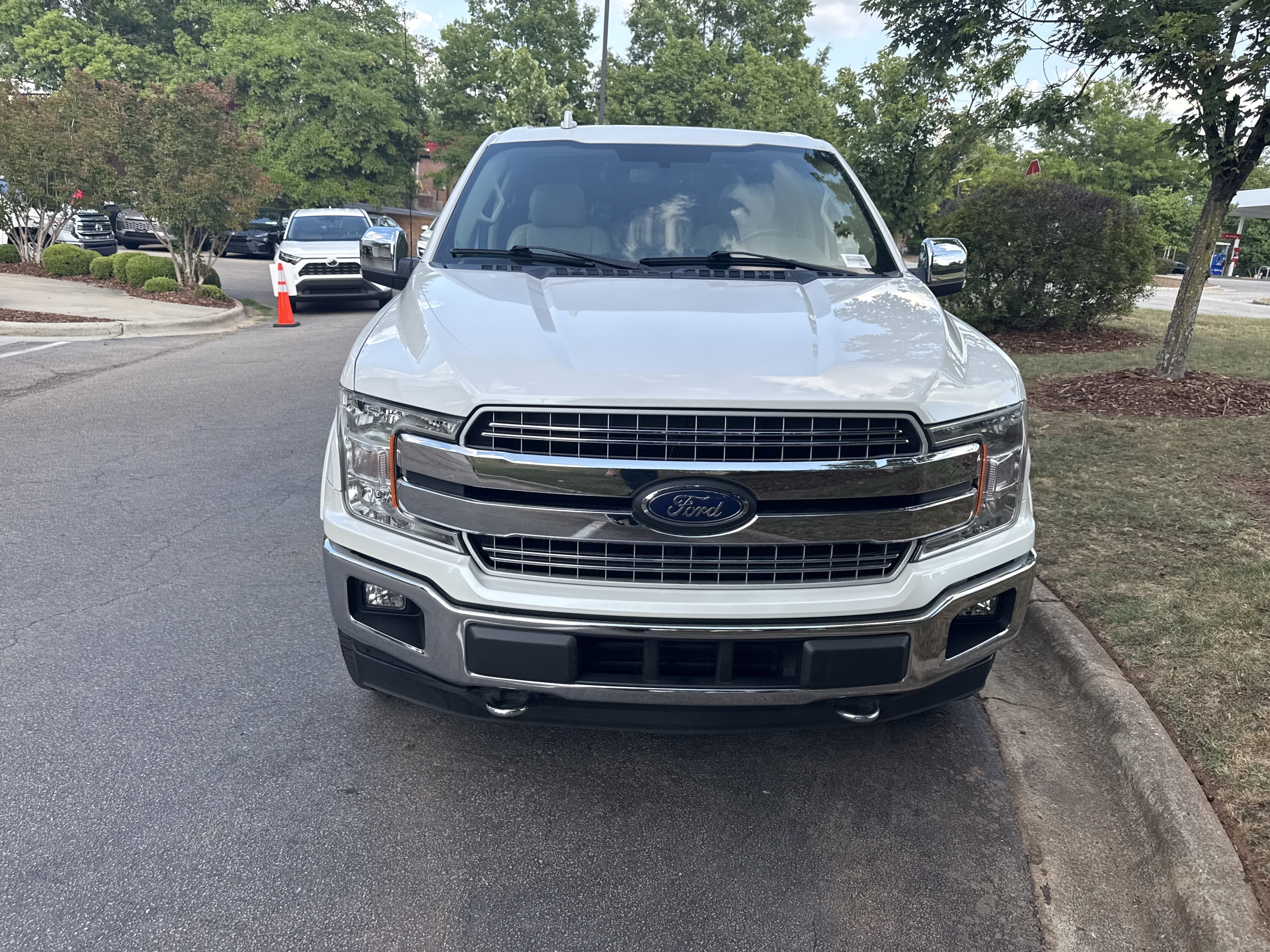 Used 2018 Ford F150 Lariat AWD/4WD image 3