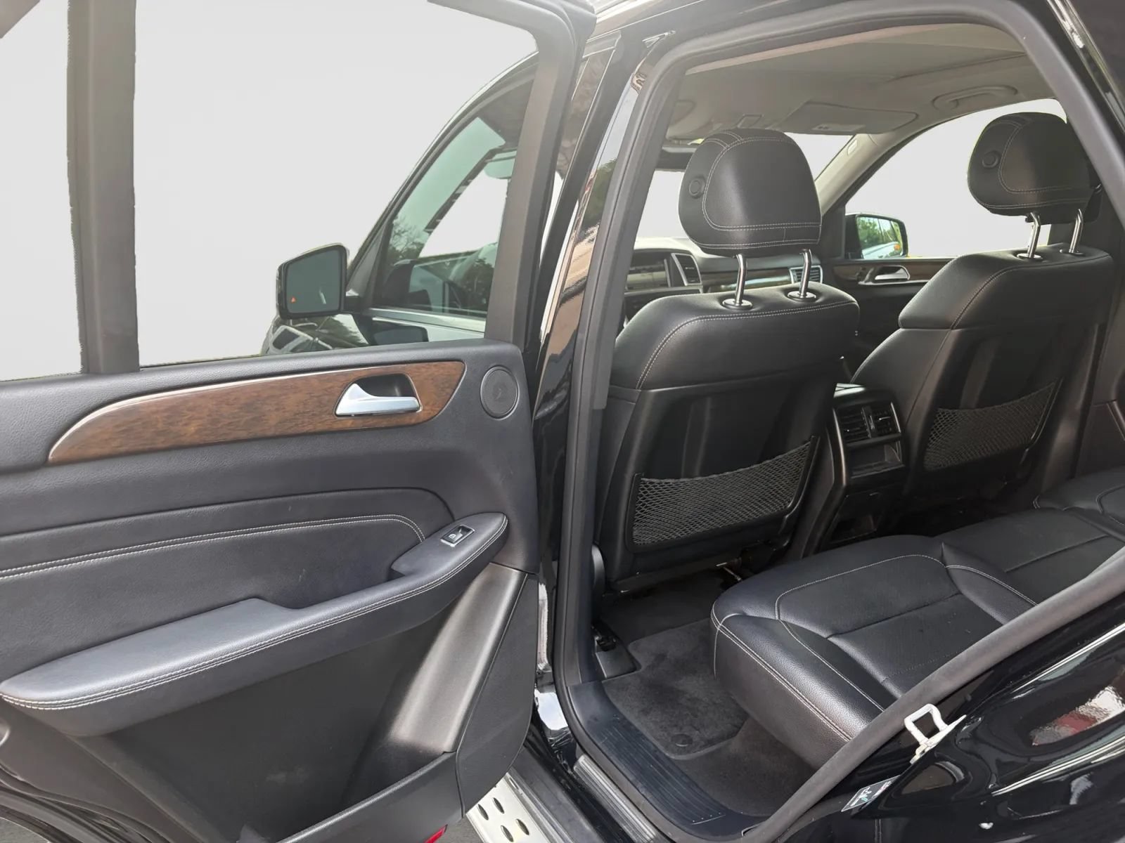 Used 2015 Mercedes-Benz ML 350 4MATIC w/ Premium 1 Package image 14