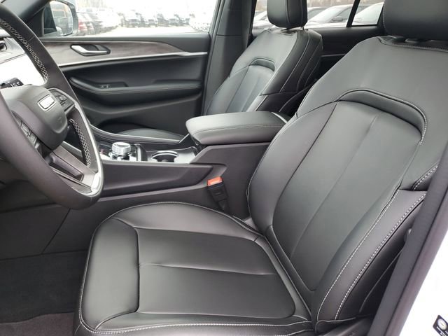 New 2026 Jeep Grand Cherokee Limited image 14