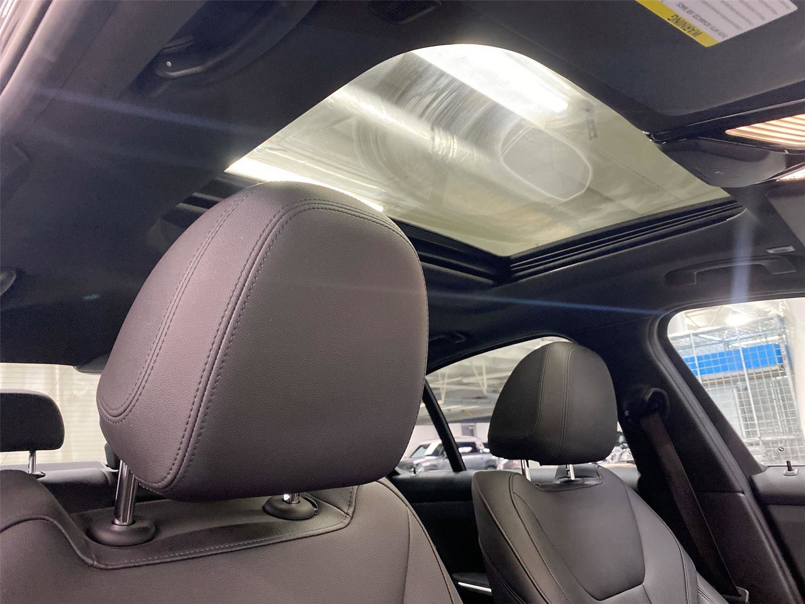 Used 2021 BMW 330e xDrive w/ M Sport Package image 20