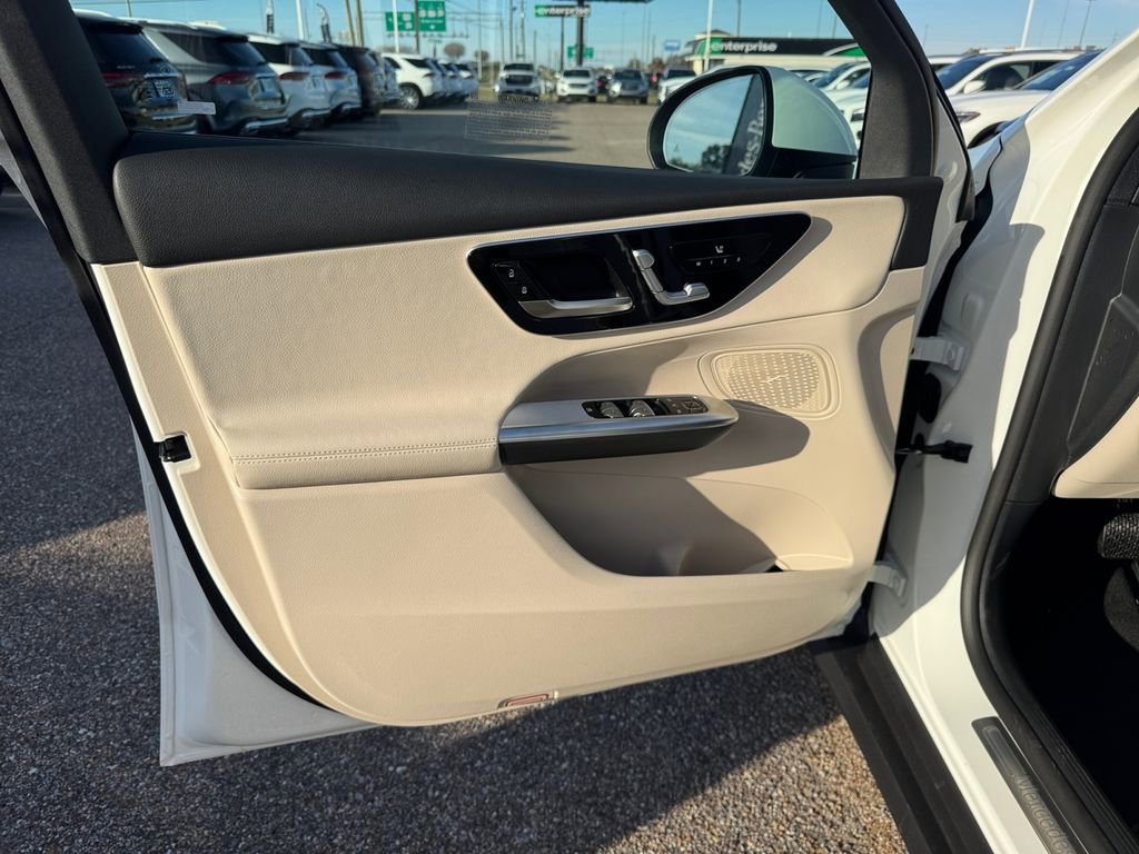 New 2026 Mercedes-Benz GLC 300 image 15