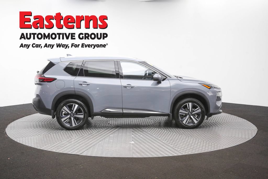 Used 2023 Nissan Rogue SL AWD/4WD image 46