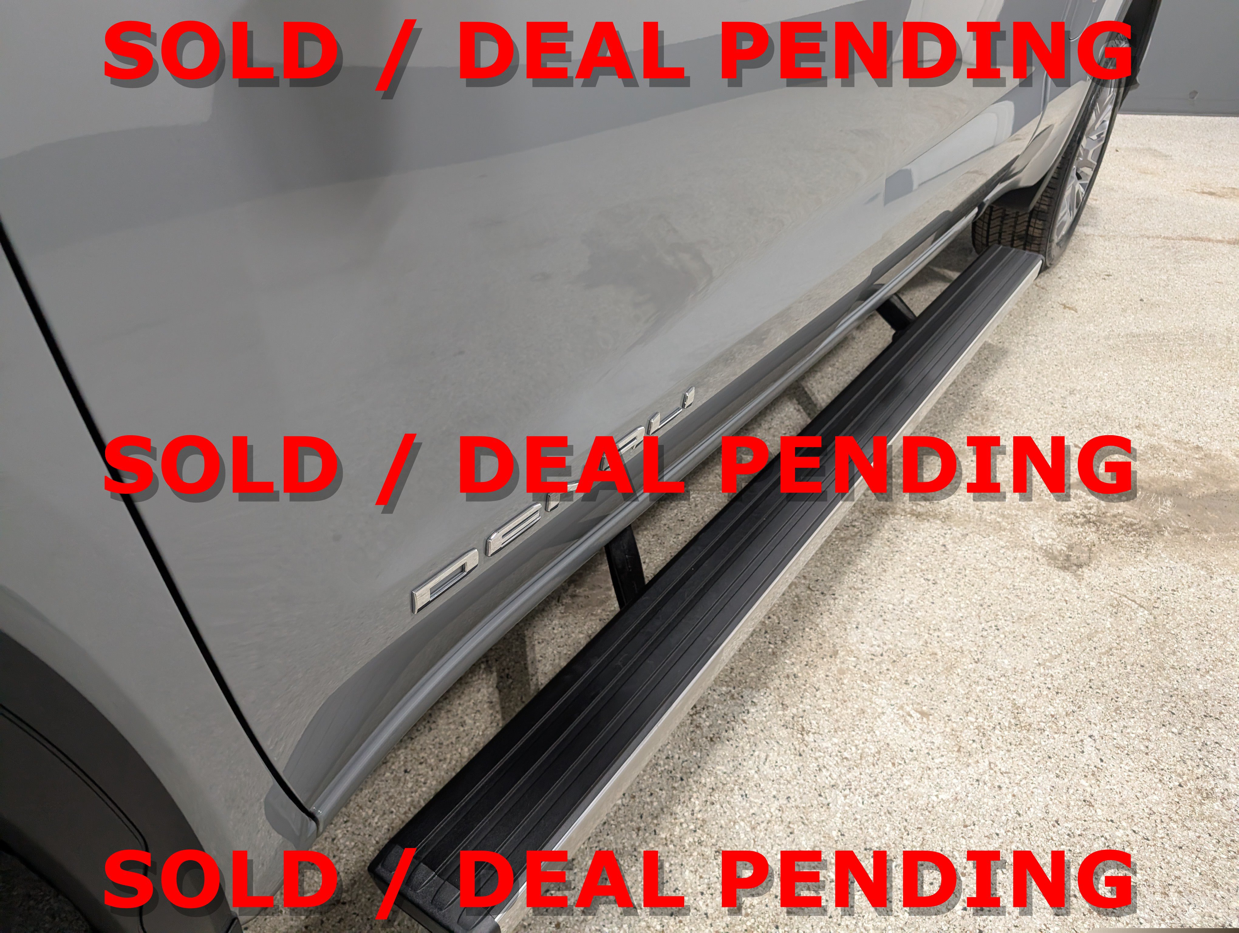 Used 2025 GMC Sierra 1500 Denali w/ Denali Reserve Package AWD/4WD image 9