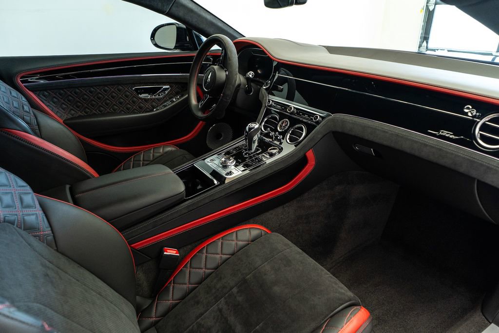 Used 2022 Bentley Continental GT Speed image 15