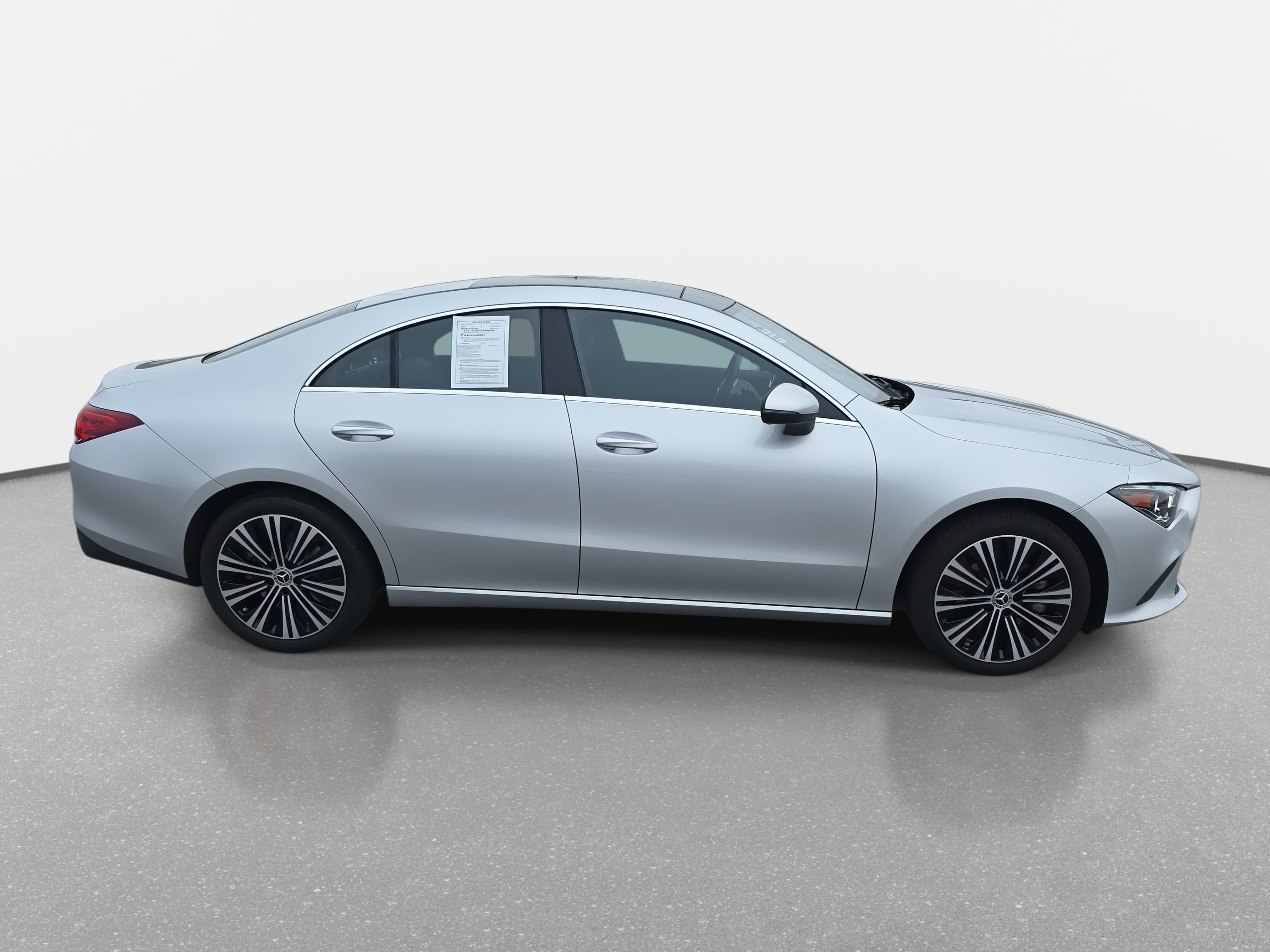 Used 2023 Mercedes-Benz CLA 250 4MATIC w/ Premium Package image 4