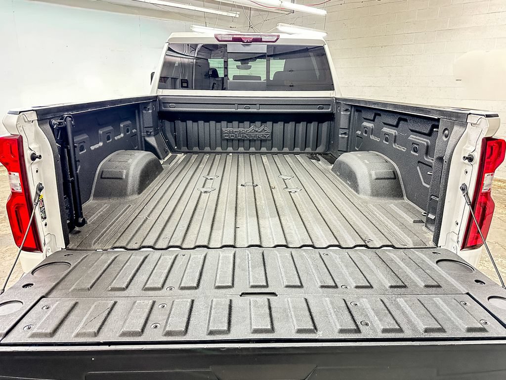 Used 2023 Chevrolet Silverado 2500 High Country AWD/4WD image 19