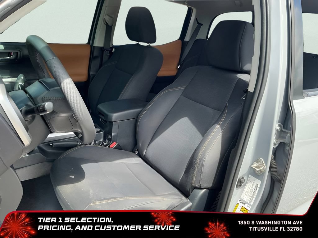 Used 2019 Toyota Tacoma SR5 AWD/4WD image 19