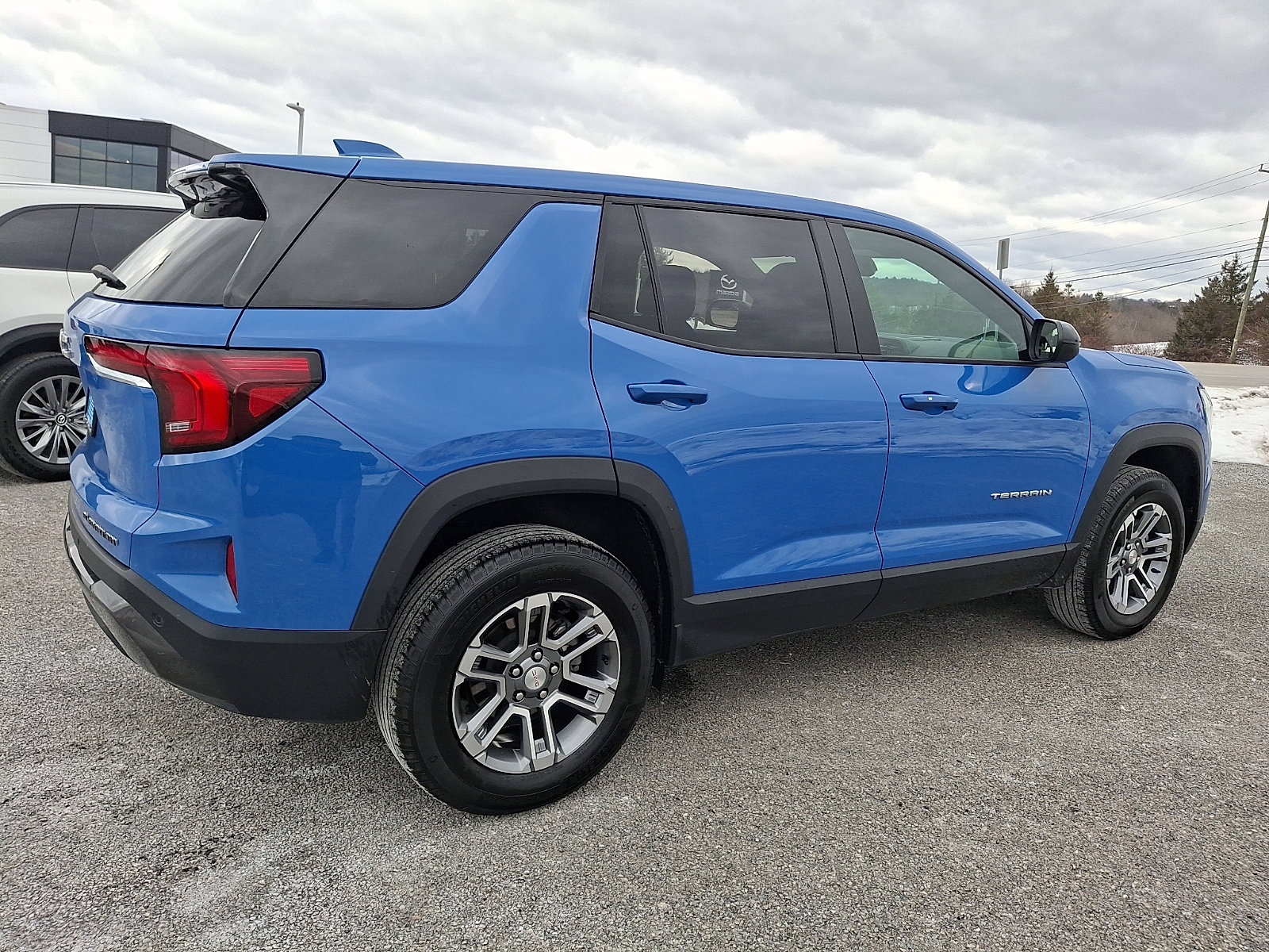 Used 2025 GMC Terrain Elevation image 6