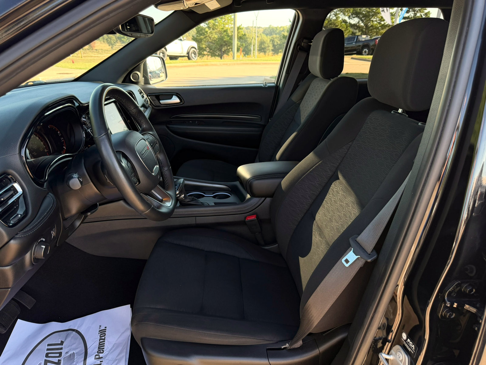 Used 2023 Dodge Durango SXT AWD/4WD image 10