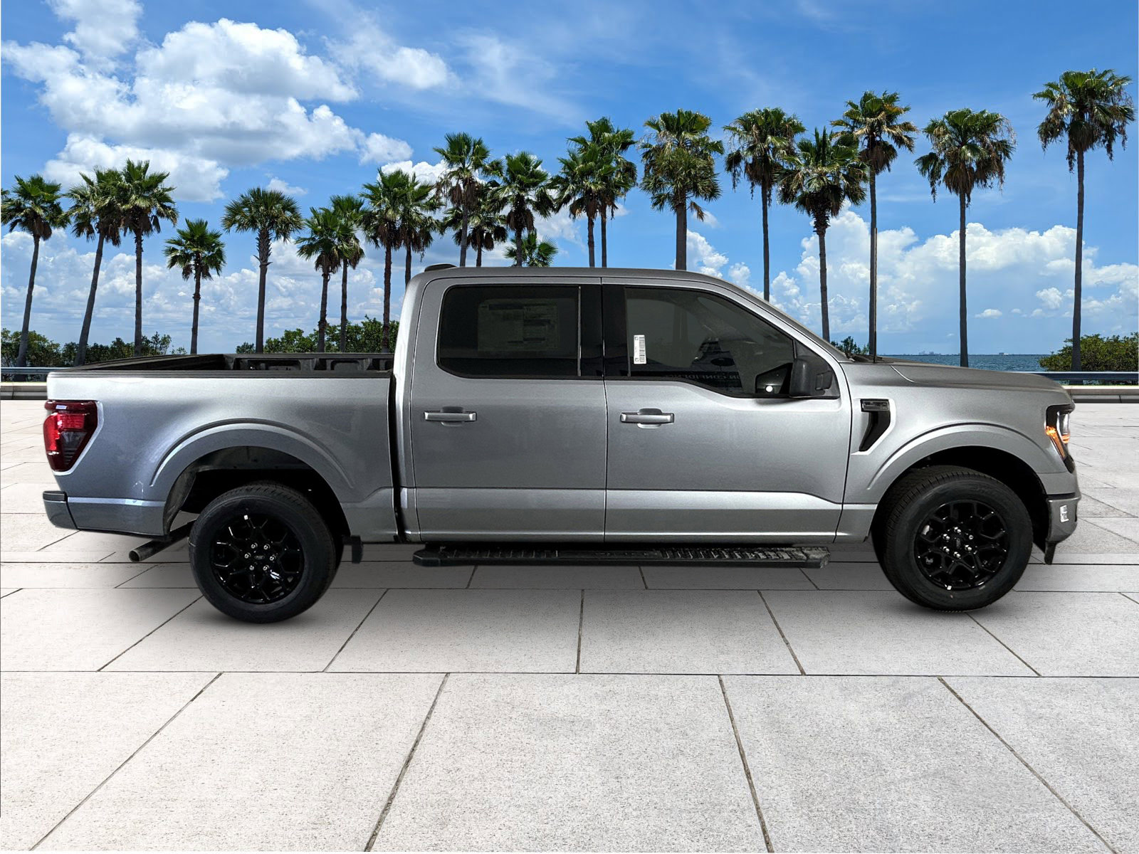 New 2025 Ford F150 XLT w/ Equipment Group 301A Standard image 9