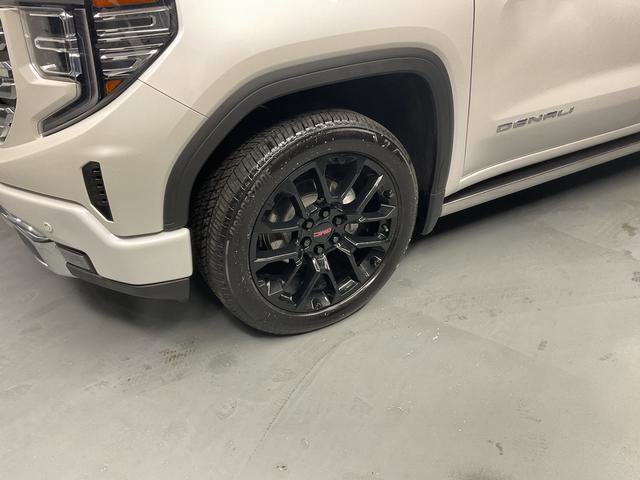 Used 2023 GMC Sierra 1500 Denali w/ Denali Reserve Package image 2