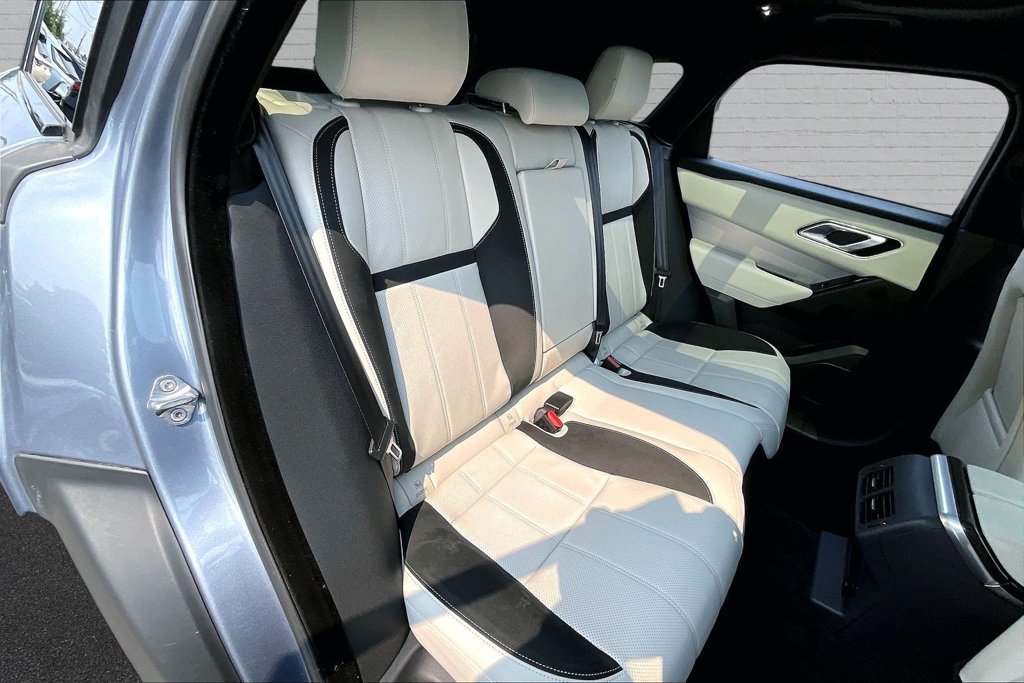 Used 2022 Land Rover Range Rover Velar R-Dynamic S AWD/4WD image 24
