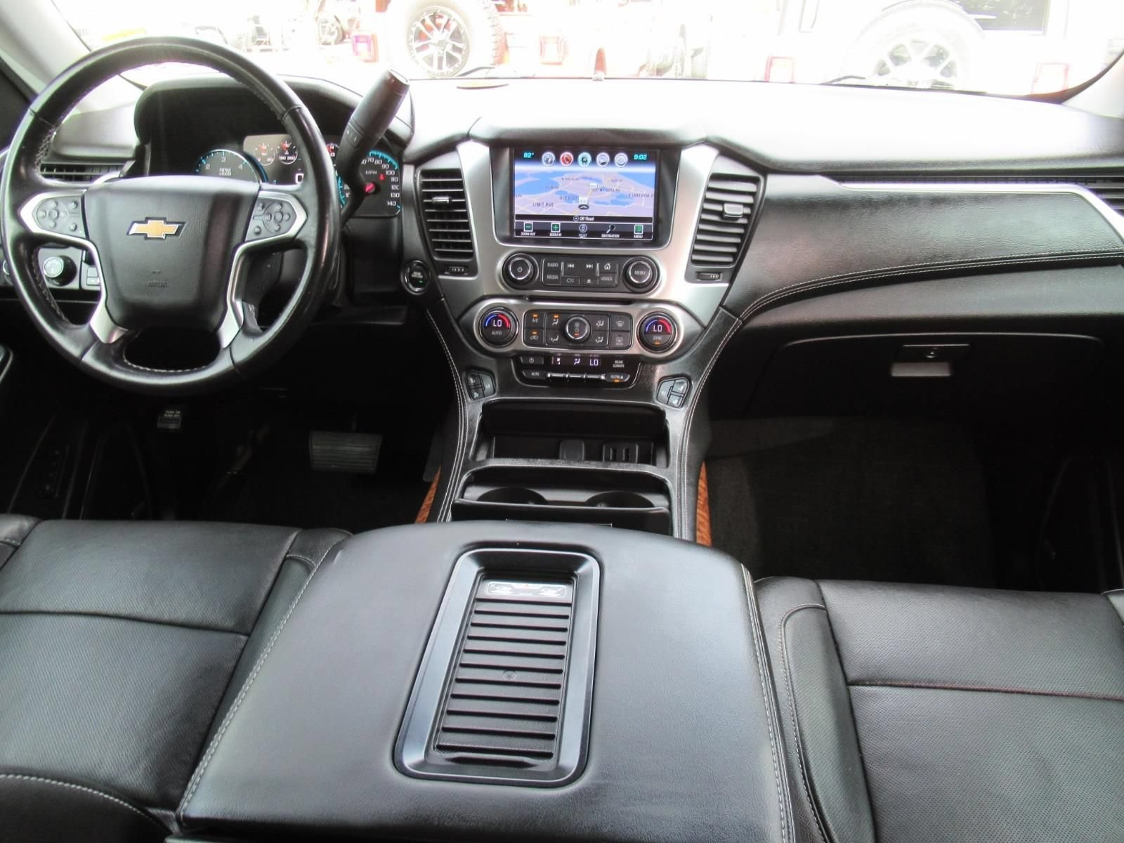 Used 2018 Chevrolet Tahoe Premier AWD/4WD image 12