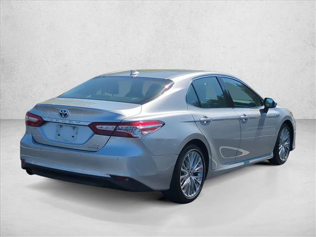 Used 2018 Toyota Camry XLE w/ Audio Package image 5