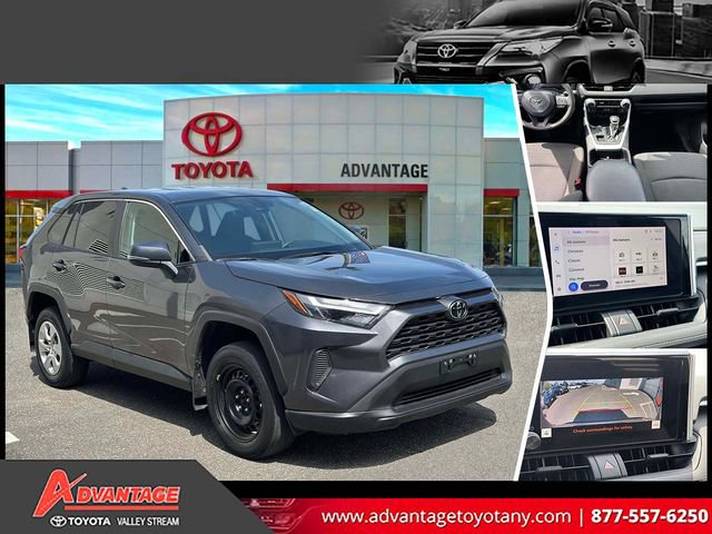 Used 2023 Toyota RAV4 LE AWD/4WD image 1
