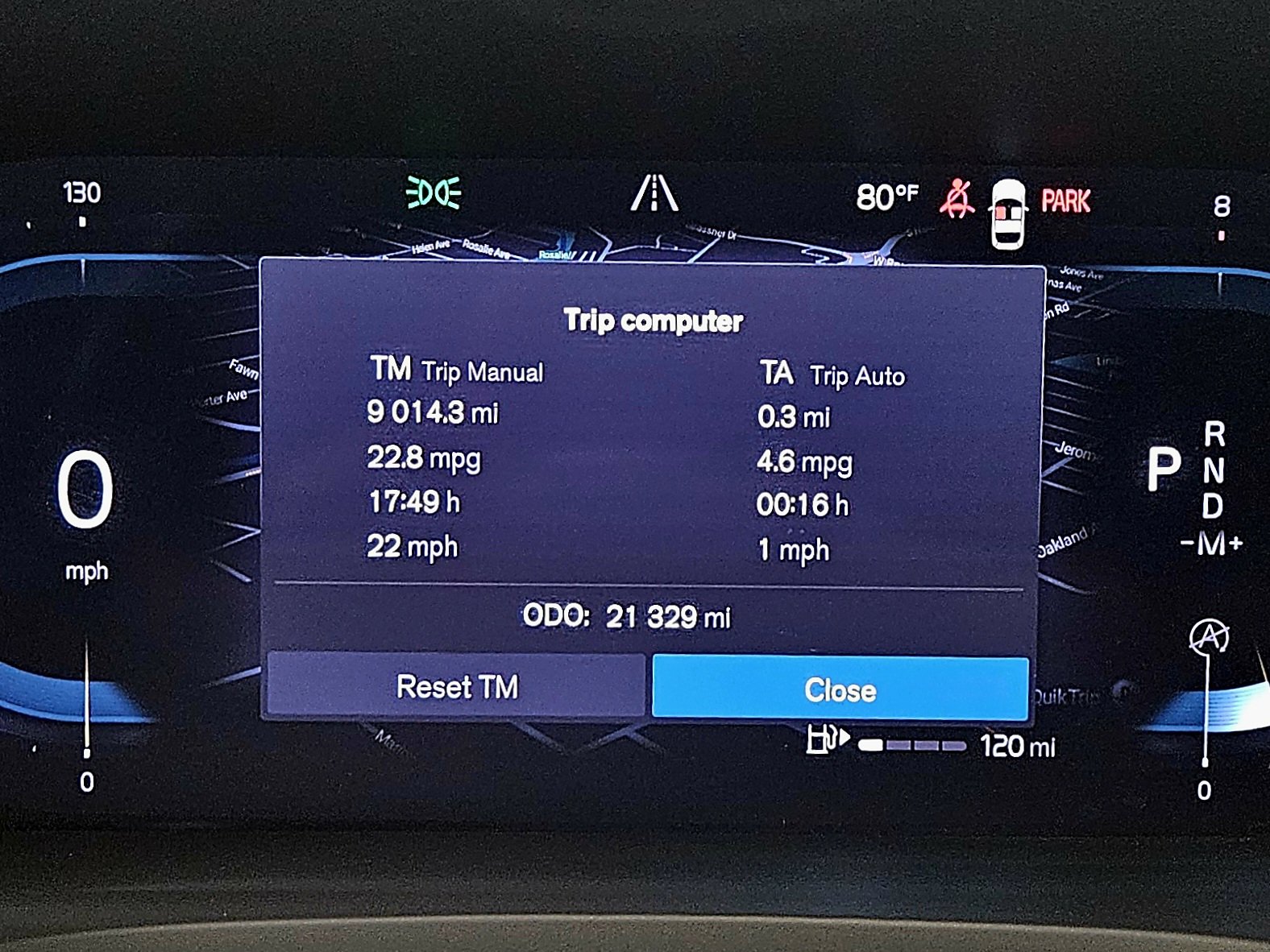 Used 2023 Volvo V60 B5 Cross Country Plus w/ Climate Package image 9