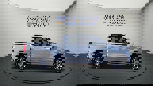 New 2026 Chevrolet Silverado 1500 High Country image 2