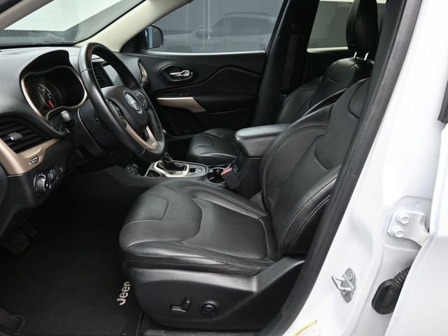 Used 2018 Jeep Cherokee Limited w/ Technology Group image 21